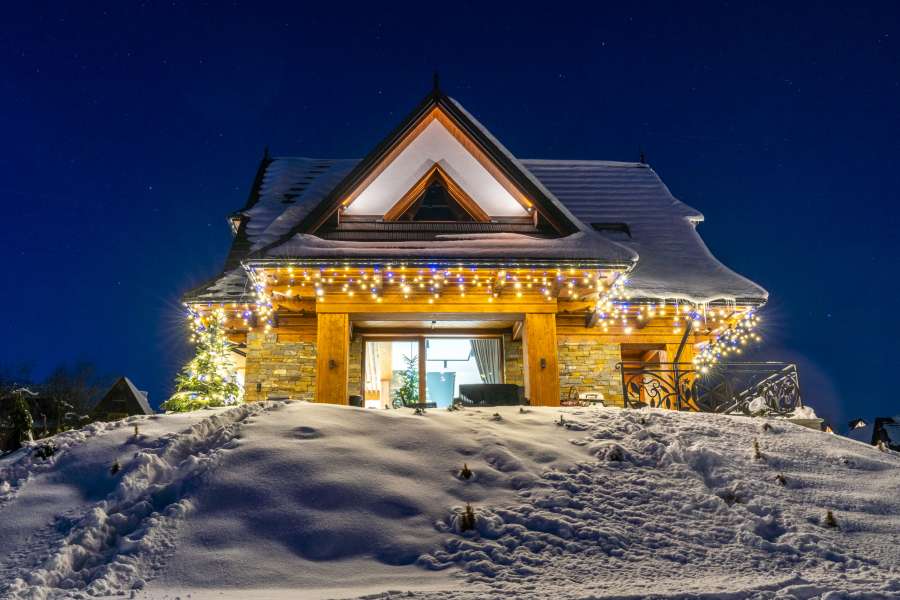 Zima w góralskiej  dolinie